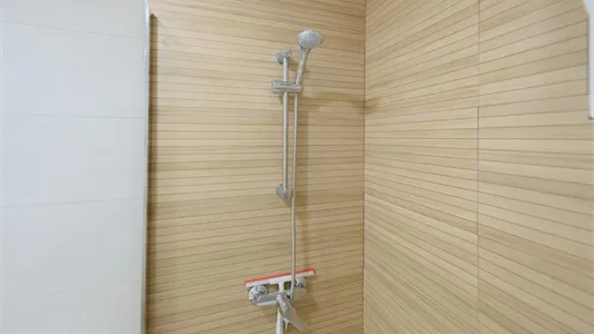 Rooms in Getafe - photo 7