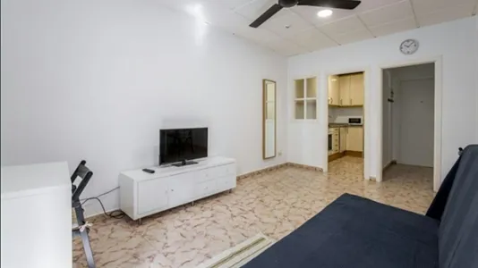 Apartments in Barcelona Ciutat Vella - photo 8