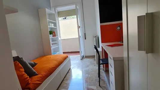 Rooms in Roma Municipio VIII – Appia Antica - photo 6