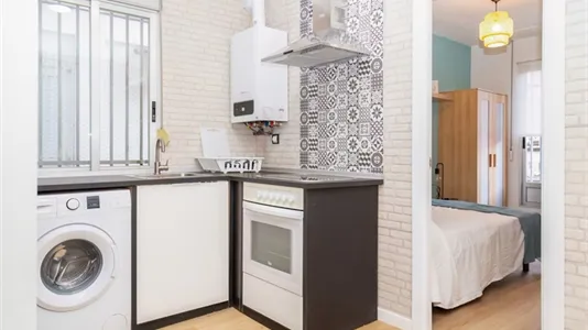 Rooms in Zaragoza - photo 6