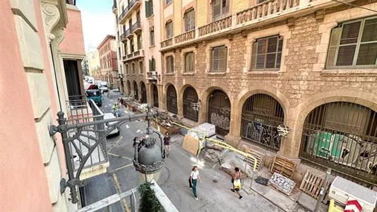 Rooms in Barcelona Ciutat Vella - photo 4