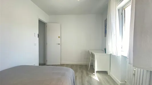 Rooms in Adaro - photo 6