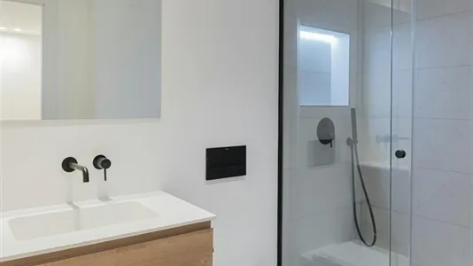 Rooms in Madrid Fuencarral-El Pardo - photo 4