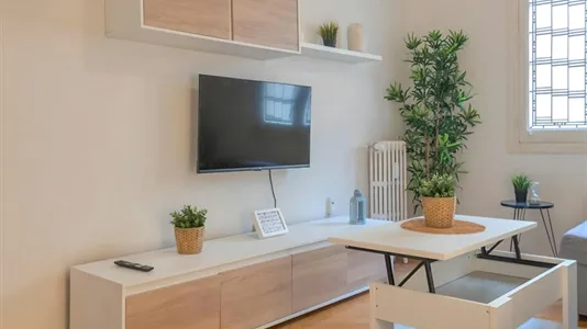 Rooms in Madrid Chamberí - photo 9