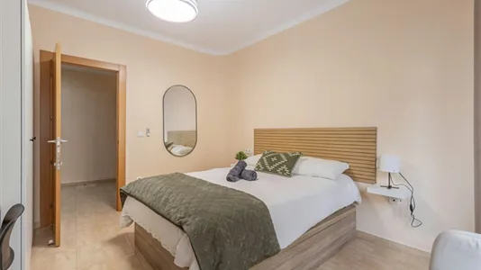 Rooms in Granada - photo 4