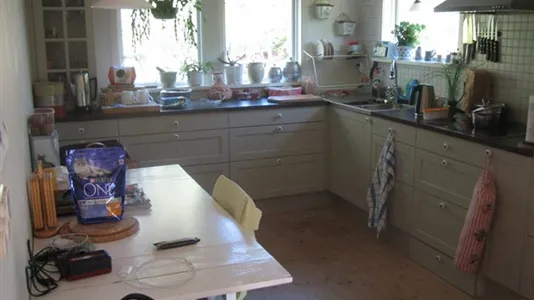 Houses in Upplands-Bro - photo 2