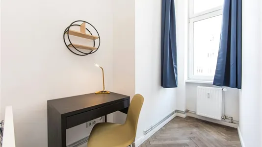 Rooms in Berlin Charlottenburg-Wilmersdorf - photo 2