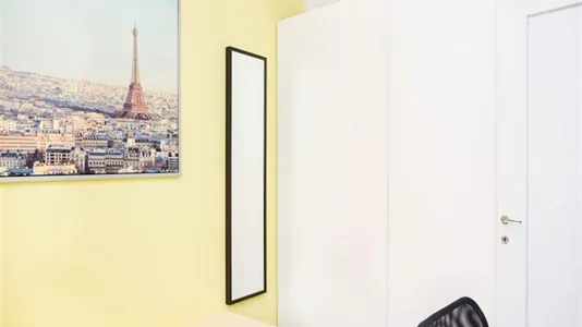 Rooms in Milano Zona 8 - Fiera, Gallaratese, Quarto Oggiaro - photo 5