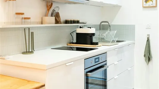 Apartments in Lyon - photo 5