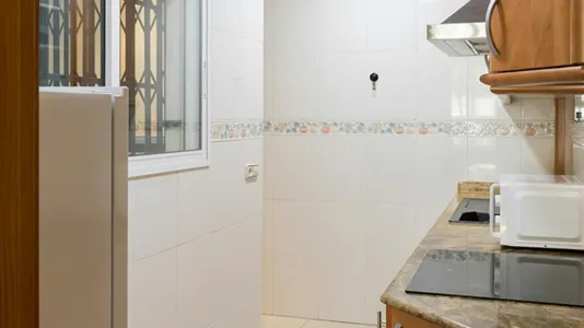 Apartments in Valencia Ciutat Vella - photo 8