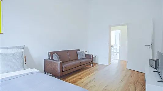 Apartments in Dusseldorf - photo 9