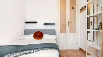 Room for rent in Milano Zona 5 - Vigentino, Chiaravalle, Gratosoglio, Milan