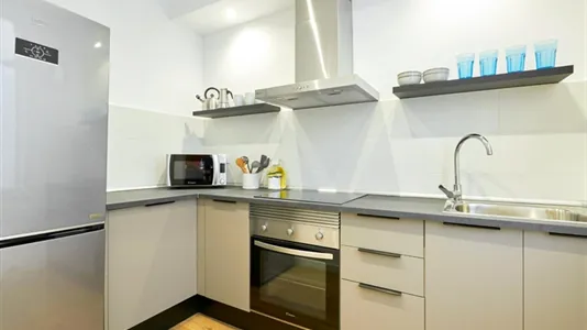 Apartments in Barcelona Ciutat Vella - photo 7
