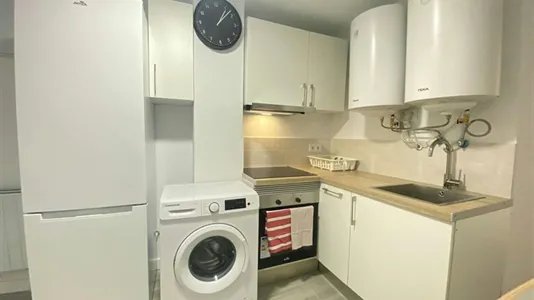 Rooms in Adaro - photo 10