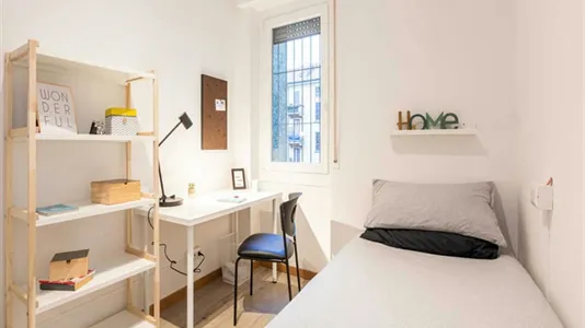 Rooms in Milano Zona 6 - Barona, Lorenteggio - photo 2