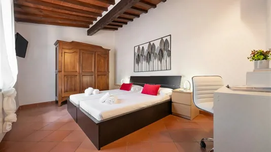 Apartments in Florence - photo 2