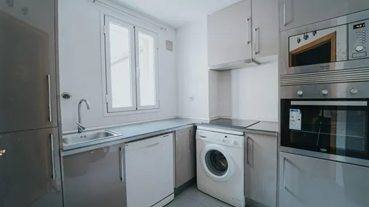 Rooms in Madrid Centro - photo 8