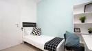 Room for rent, Rimini, Emilia-Romagna, &lt;span class=&quot;blurred street&quot; onclick=&quot;ProcessAdRequest(10877428)&quot;&gt;&lt;span class=&quot;hint&quot;&gt;See streetname&lt;/span&gt;[xxxxxxxxxxxxx]&lt;/span&gt;