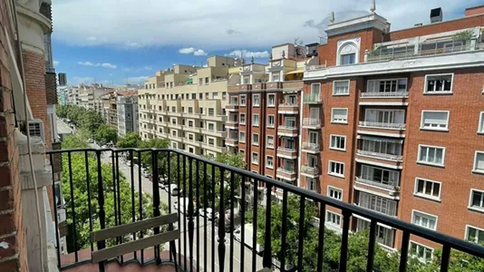 Rooms in Madrid Retiro - photo 5