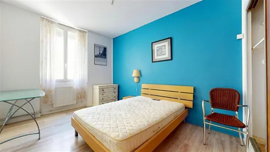 Apartments in Saint-Étienne - photo 3