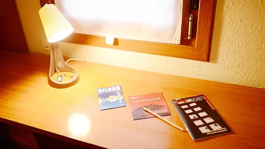 Rooms in Bilbao - photo 5