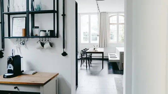 Houses in Esslingen - photo 10