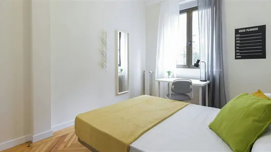 Rooms in Madrid Retiro - photo 4