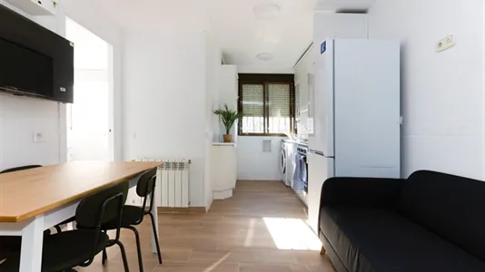 Rooms in Alcalá de Henares - photo 10