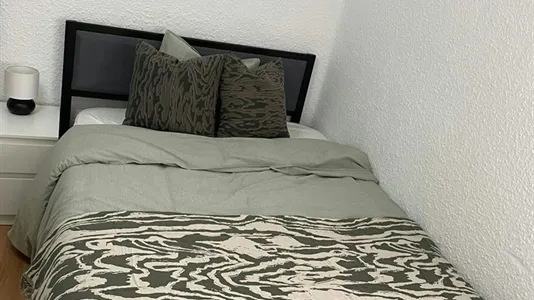 Rooms in Tavernes Blanques - photo 3