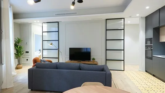 Apartments in Barcelona Ciutat Vella - photo 5