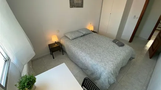 Rooms in Madrid Puente de Vallecas - photo 4