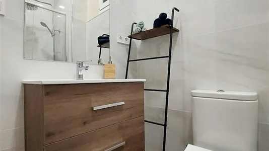 Rooms in Madrid Salamanca - photo 9