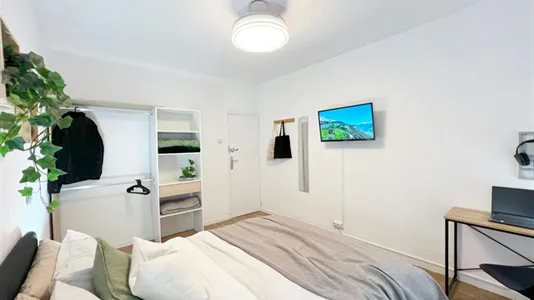 Rooms in Madrid Ciudad Lineal - photo 5