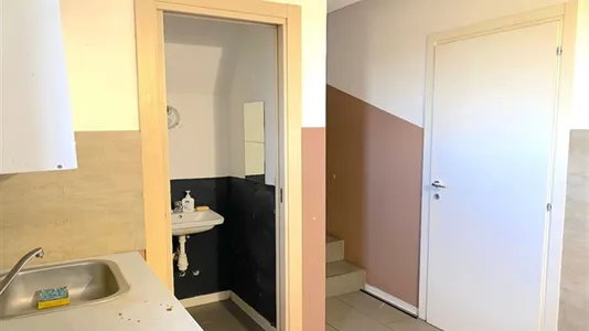 Rooms in Roma Municipio VI – Roma Delle Torri - photo 10