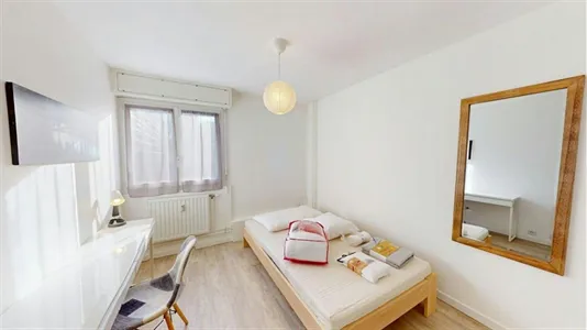 Rooms in Chambéry - photo 4