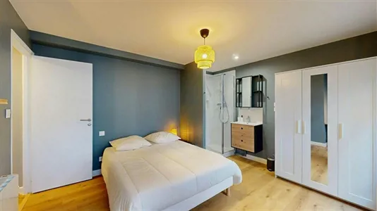 Rooms in Saint-Étienne - photo 3