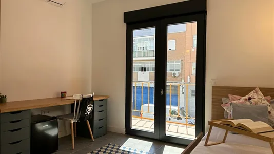Rooms in Madrid San Blas - photo 2