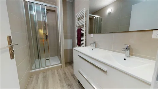 Apartments in Grenoble - photo 7