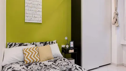 Room for rent in Milano Zona 5 - Vigentino, Chiaravalle, Gratosoglio, Milan