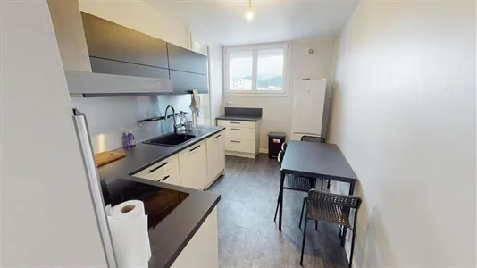 Rooms in Grenoble - photo 6