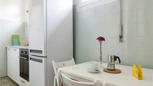 Rooms in Milano Zona 8 - Fiera, Gallaratese, Quarto Oggiaro - photo 9