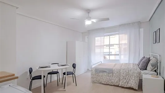 Rooms in Burjassot - photo 2