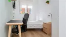 Room for rent, Zaragoza, Aragón, &lt;span class=&quot;blurred street&quot; onclick=&quot;ProcessAdRequest(10132811)&quot;&gt;&lt;span class=&quot;hint&quot;&gt;See streetname&lt;/span&gt;[xxxxxxxxxxxxx]&lt;/span&gt;