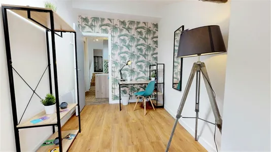 Rooms in Lyon - photo 2
