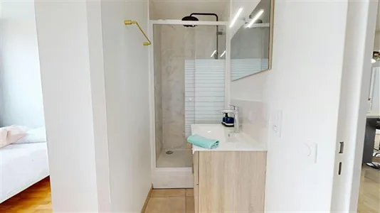 Rooms in Lyon - photo 2