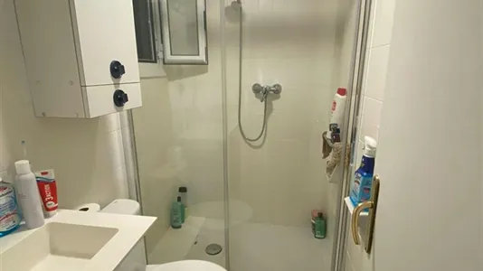 Rooms in Barcelona Eixample - photo 7