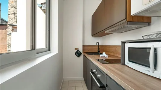 Apartments in Lyon - photo 9