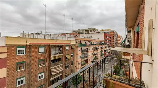 Rooms in Tavernes Blanques - photo 4