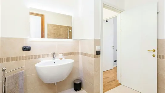 Rooms in Ferrara - photo 9