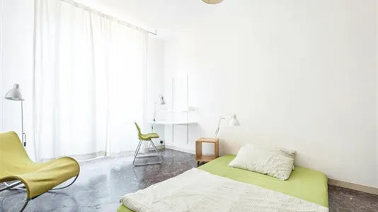 Rooms in Florence - photo 4